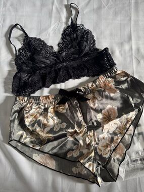 NWOT SHEIN Black Lace Bralette & Floral Satin Sleep Shorts Set